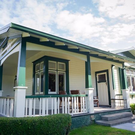 مبيت وإفطار وانجانيو Gumnut House. المظهر الخارجي الصورة
